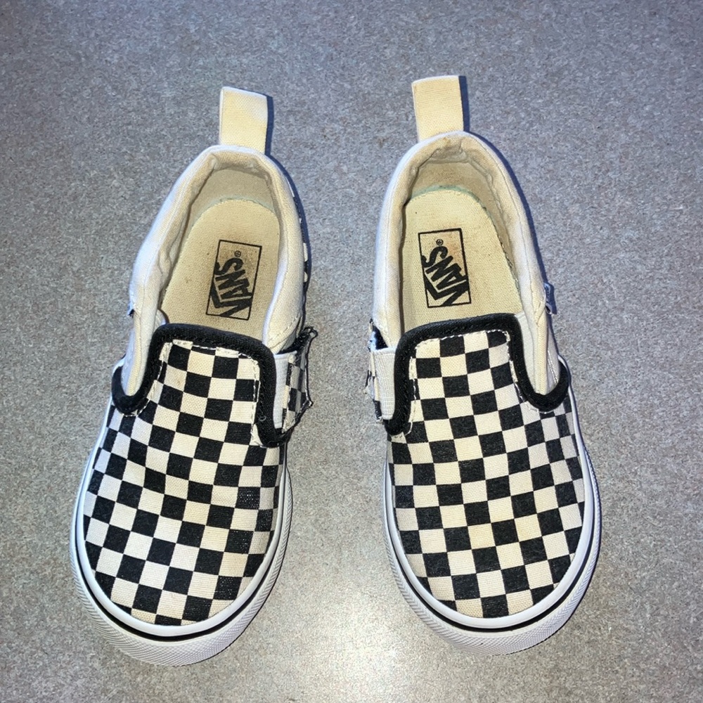 Vans black/ white checkers toddler size 9